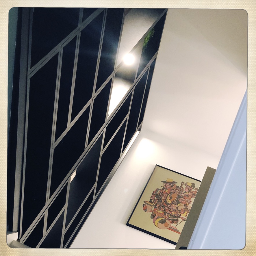Dressing avec portes géométriques — Atelier EGEA Rouen