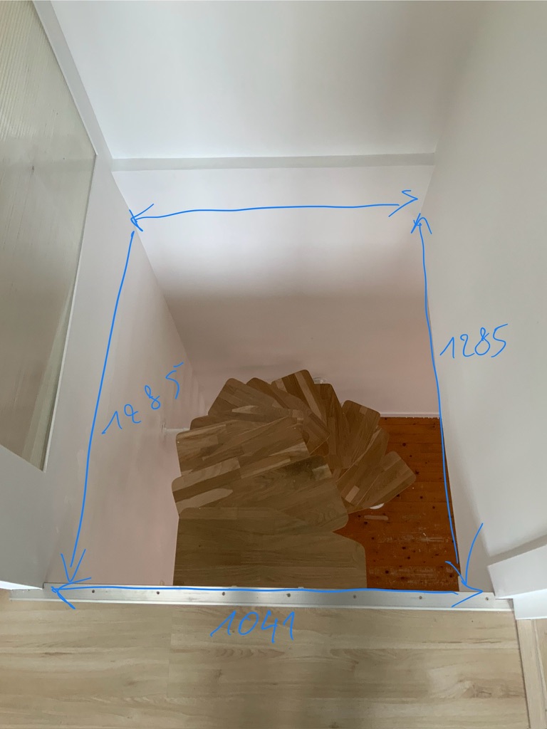 Détail de la structure escalier japonais en cours de pose — épicéa trois plis, Atelier EGEA